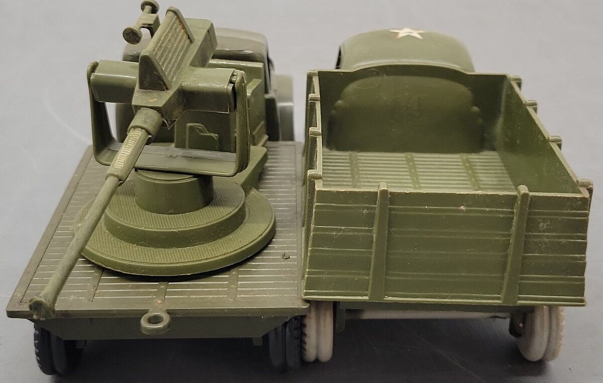 Marx Vintage O U.S. Army Tinplate Buildings w/Plastic Trucks & Soldiers [6] VG