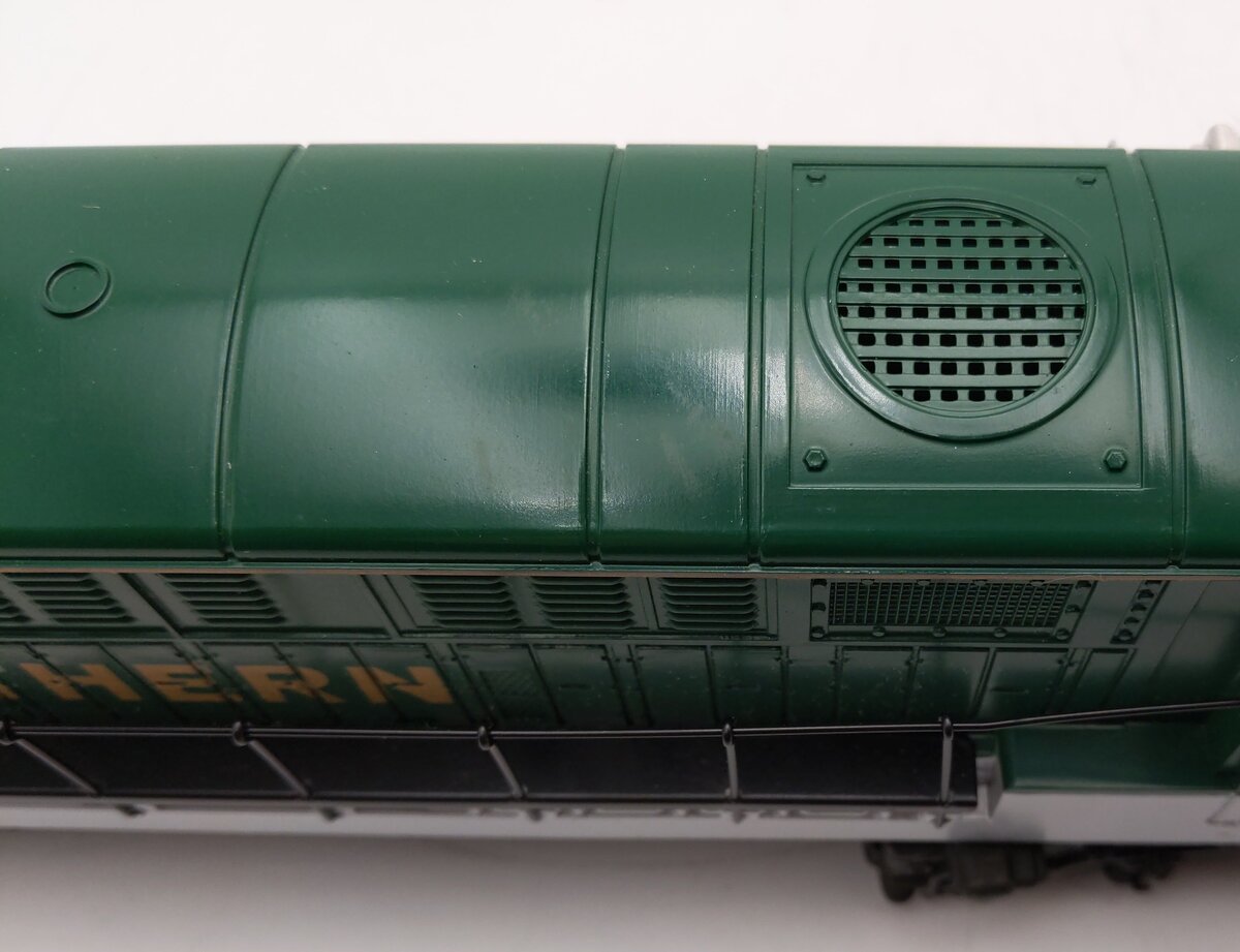 Lionel 6-18301 O Southern Fairbanks Morse Trainmaster Diesel Locomotive #8301 EX/Box