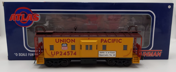Atlas 2001741-1 O Gauge Union Pacific Bay Window Caboose #24574 (3Rail) EX/Box