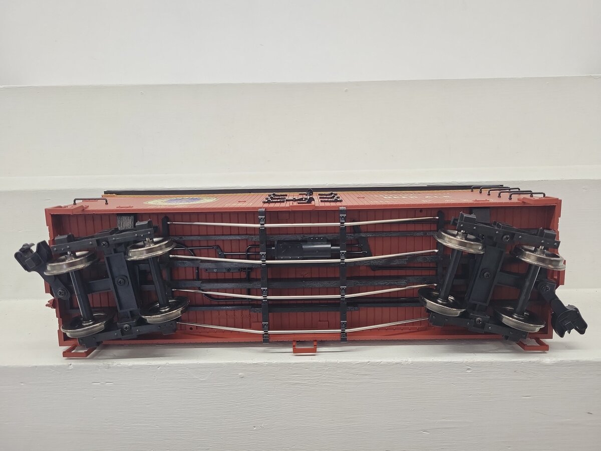USA Trains 16398 G Scale Whitebread Pale Ale Refrigerator Car EX
