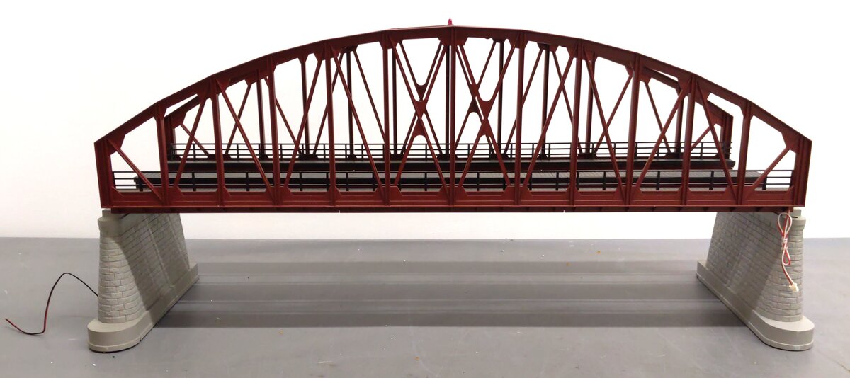 MTH 40-1058 2-Track Steel Arch Bridge EX