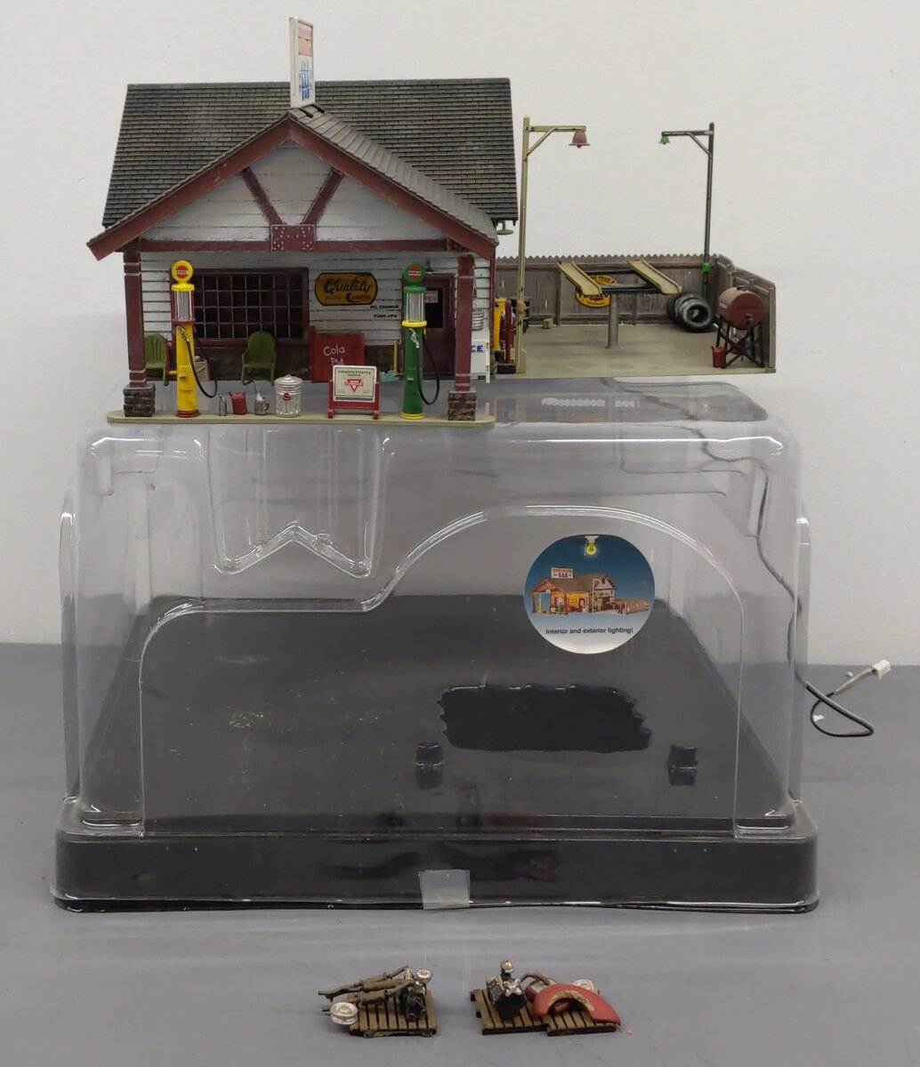 Woodland Scenics BR5849 O Built-&-Ready Ethyl's Gas & Service Building EX/Box
