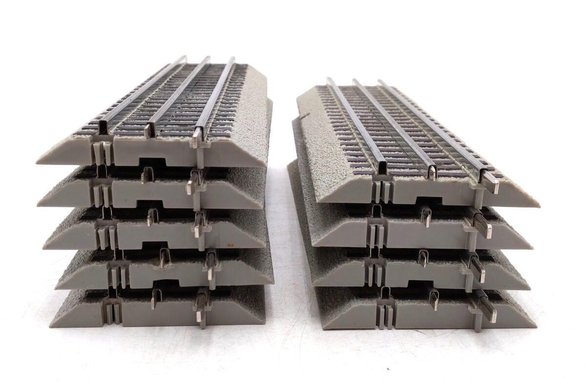 Lionel 6-12014 FasTrack 10" Straight Track (9) EX