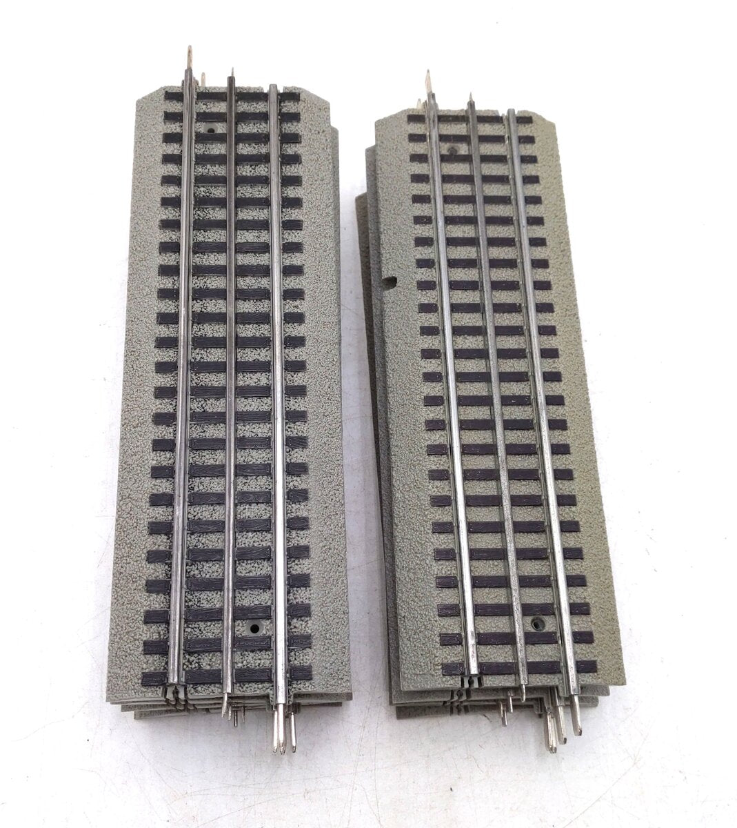 Lionel 6-12014 FasTrack 10" Straight Track (9) EX
