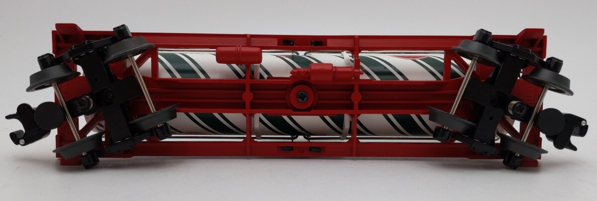 Lionel 6-36108 O Gauge Candy Cane Single Dome Tank Car LN/Box