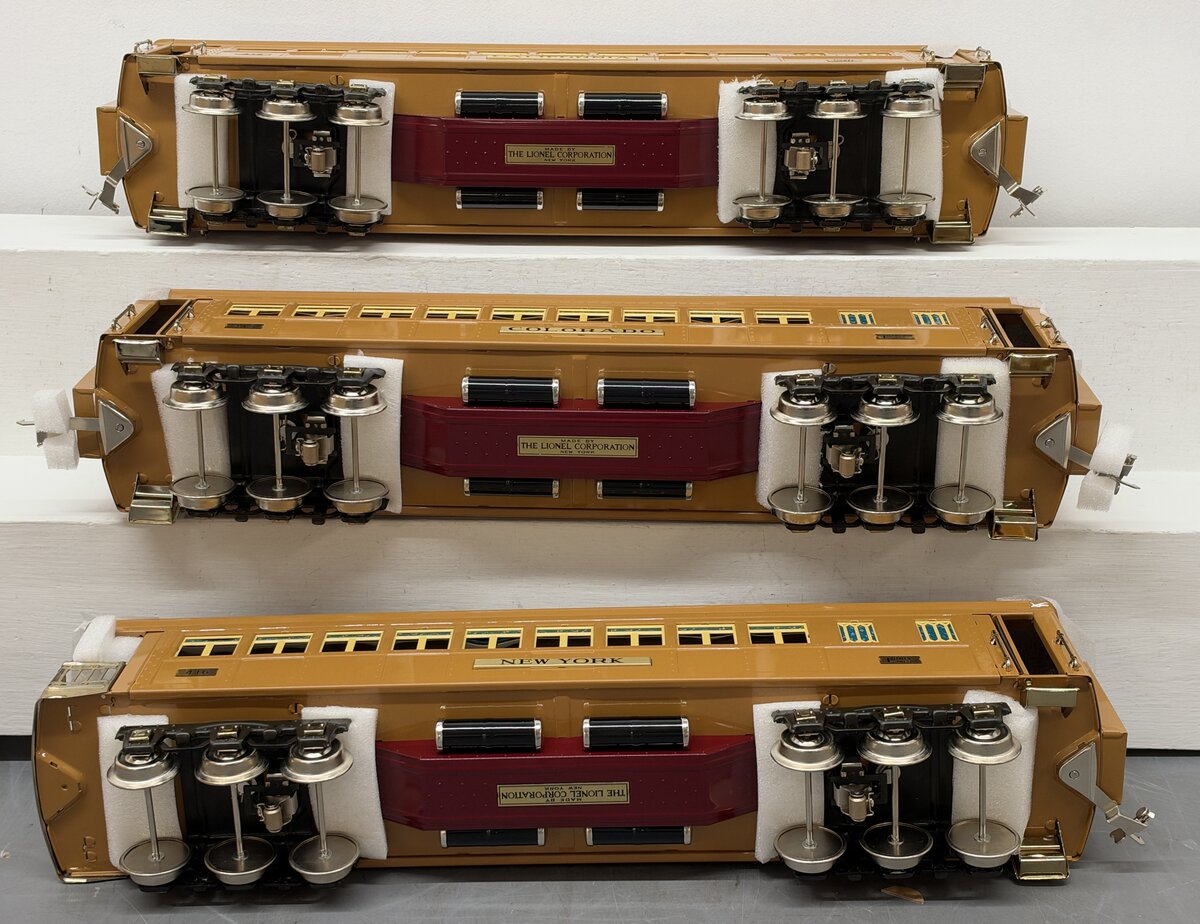 MTH 11-40027 St. Gauge Two-Tone Brown State Passenger 3 Car Set EX/Box