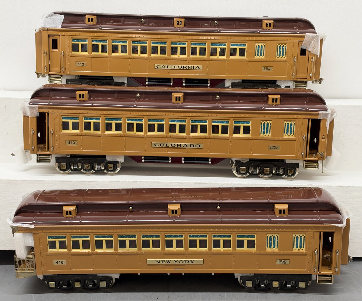 MTH 11-40027 St. Gauge Two-Tone Brown State Passenger 3 Car Set EX/Box