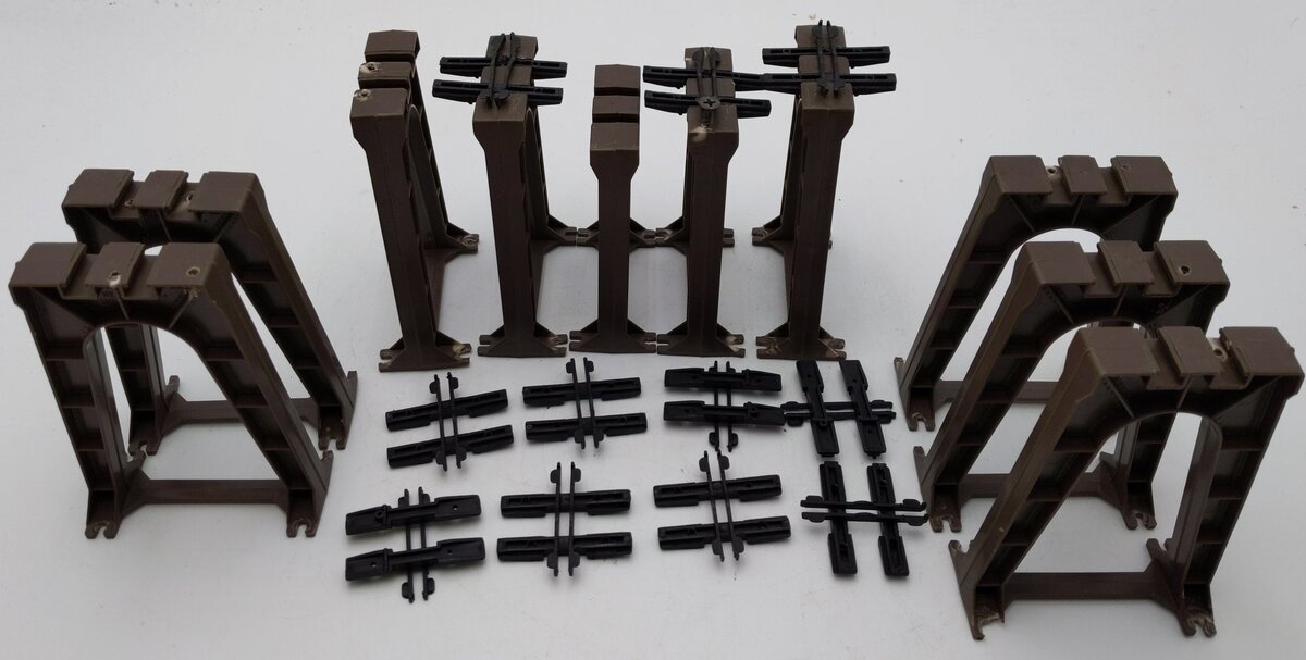 Lionel 6-12755 O Gauge Elevated Trestle Set (Set of 10) EX/Box