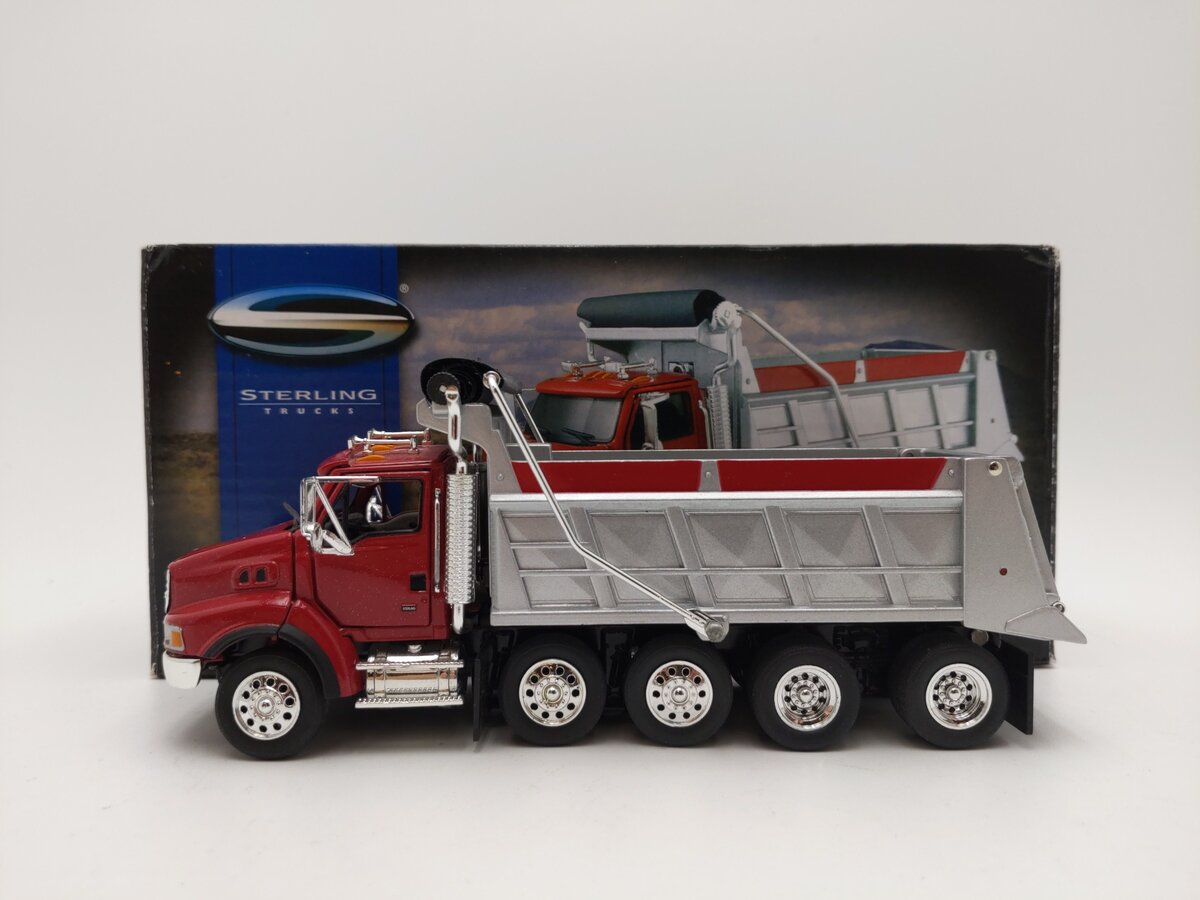 Tonkin Replicas Sterling Red Cab/Silver Dump Body EX/Box