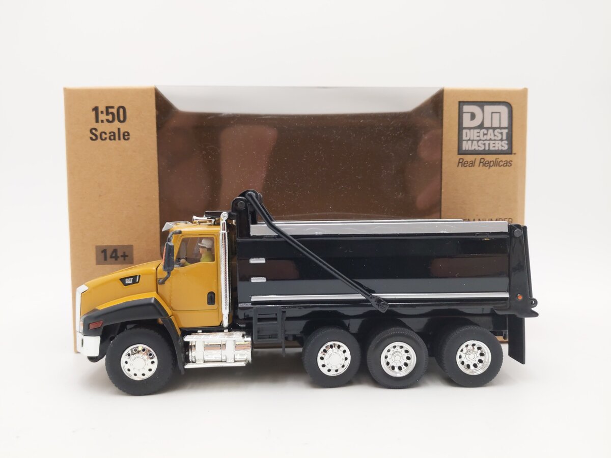 DieCast Masters 85290 1:50 Caterpillar CT660 Core Classics Dump Truck EX/Box