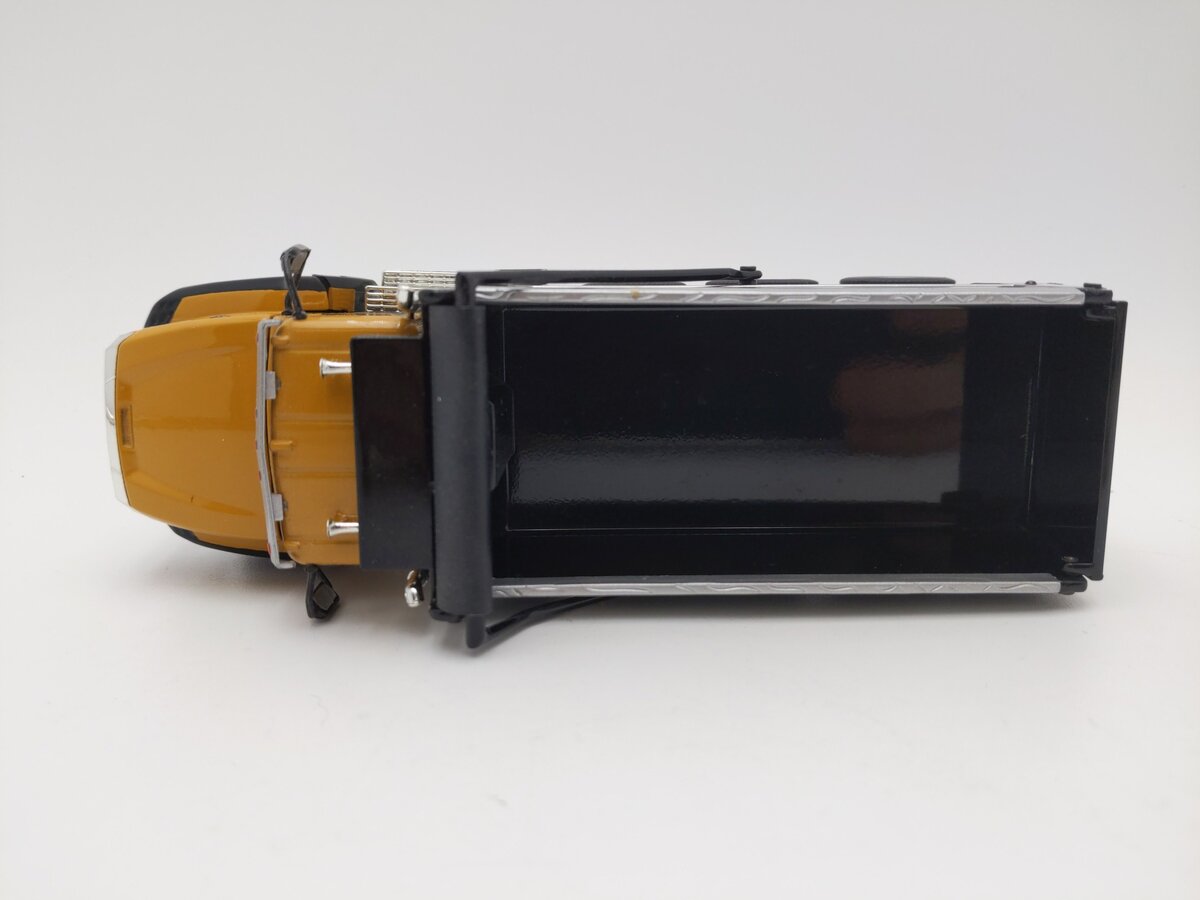 DieCast Masters 85290 1:50 Caterpillar CT660 Core Classics Dump Truck EX/Box