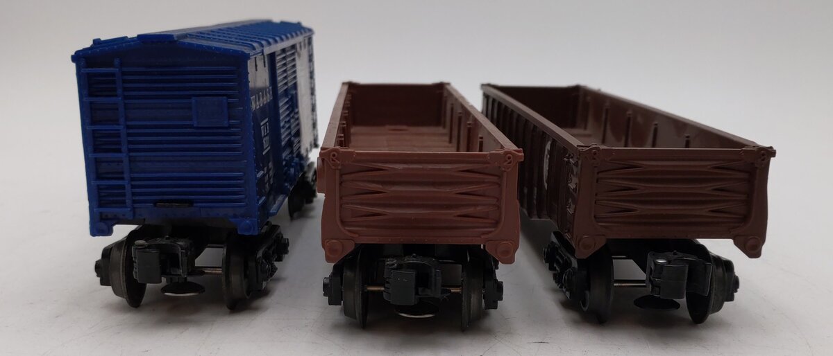 Lionel O Gauge Assorted Freight Cars: 6-16309, 6-26379, and 6-16201 [3] VG