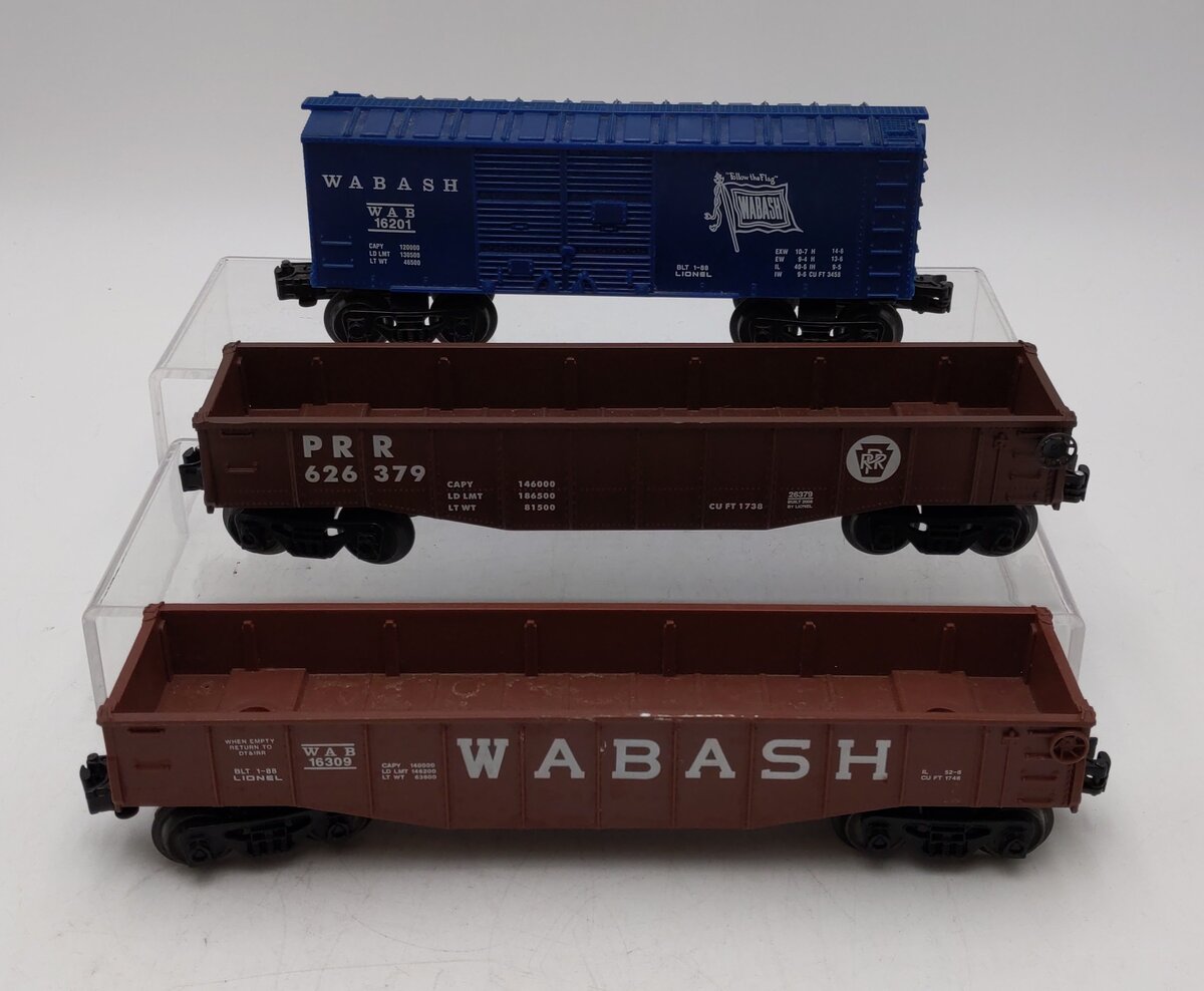 Lionel O Gauge Assorted Freight Cars: 6-16309, 6-26379, and 6-16201 [3] VG