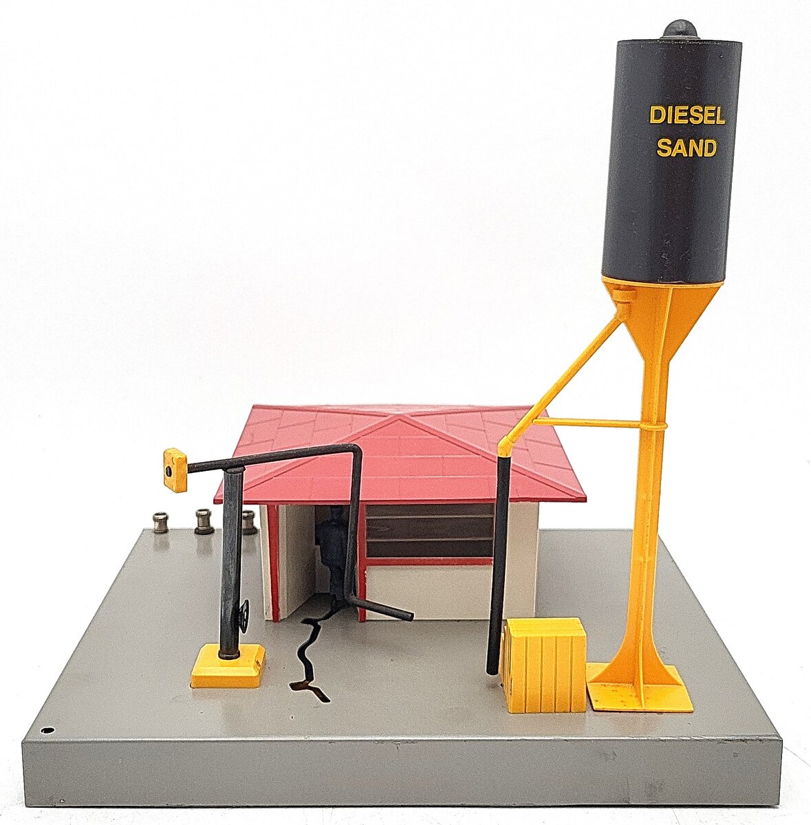 Lionel 6-12835 O Illuminated Operating Diesel Fueling Station VG