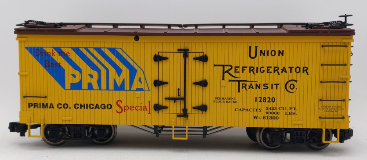USA Trains R-16035 G Scale Prima Brewing Refrigerator Car #12820 EX