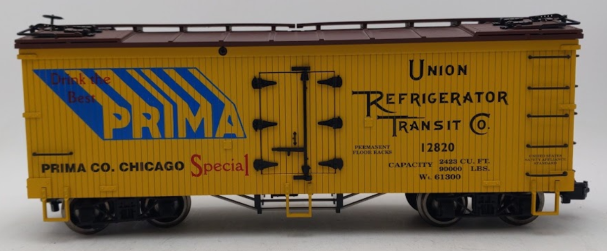 USA Trains R-16035 G Scale Prima Brewing Refrigerator Car #12820 EX