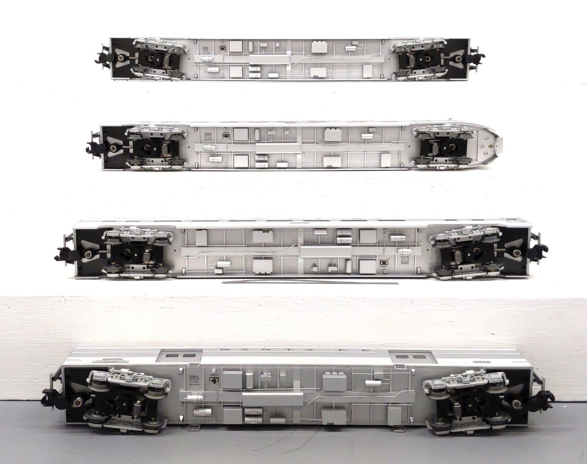 Lionel 1927010 O Gauge Santa Fe 21" Passenger Cars (Set of 4) EX/Box