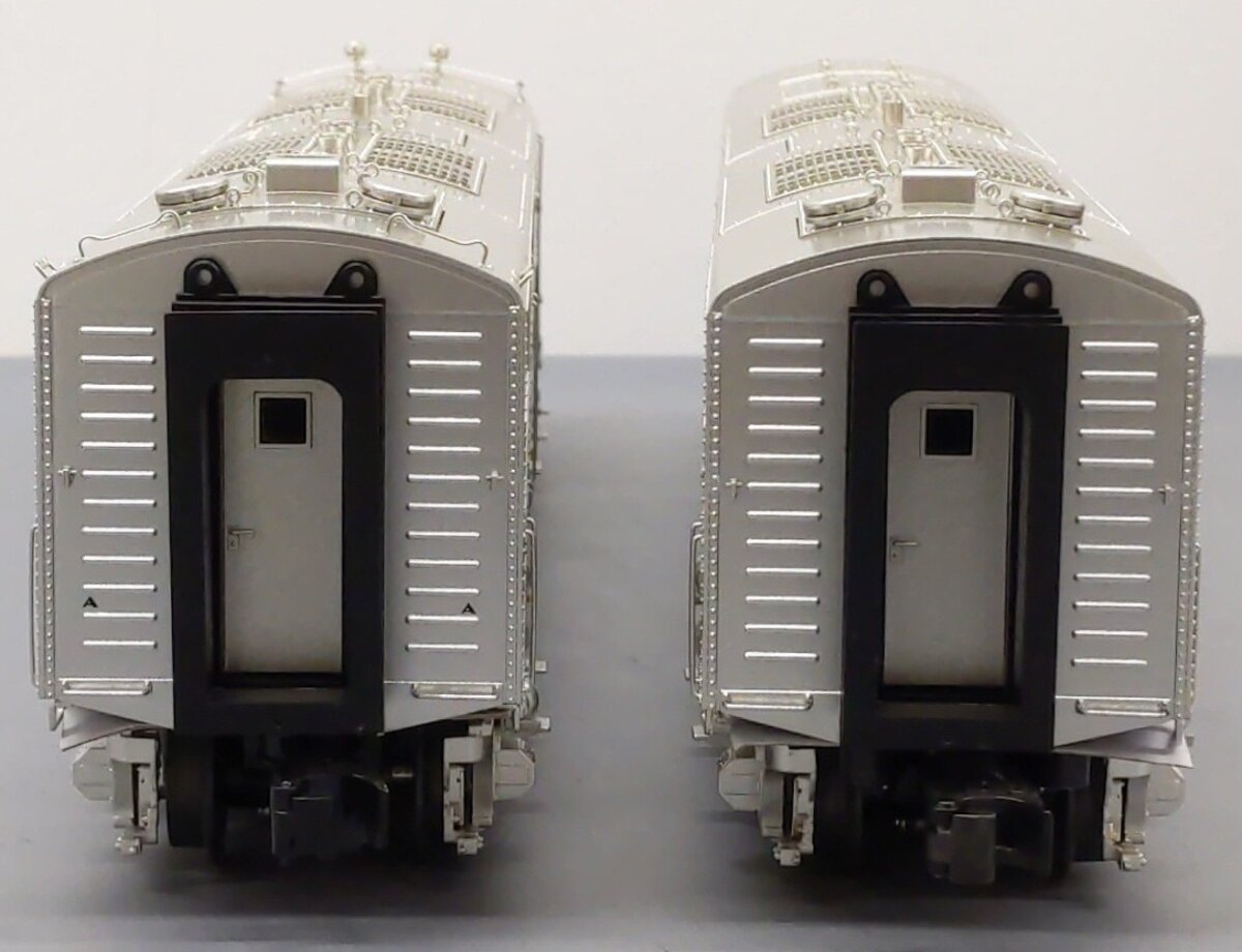 Lionel 2433600 O Gauge CB&Q LEGACY "E5" AB Set EX/Box