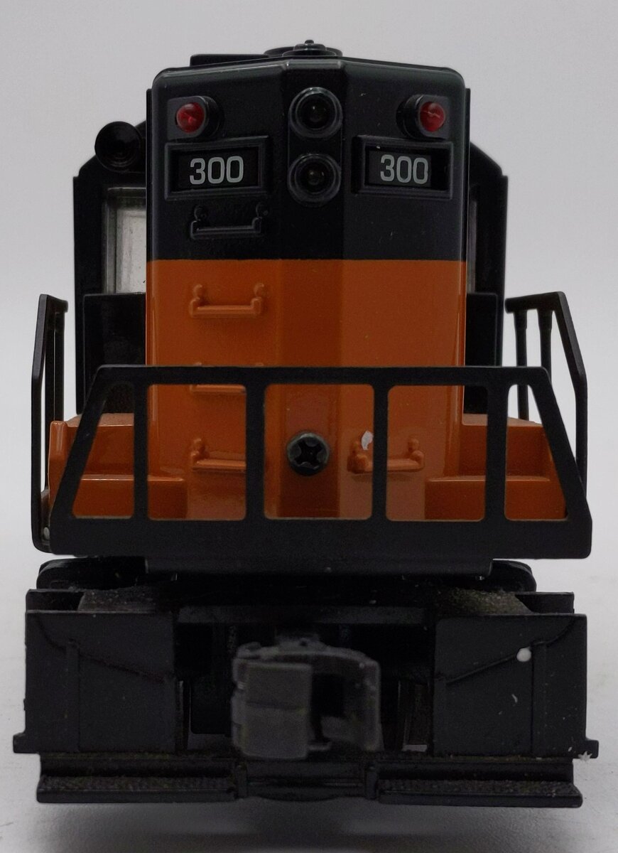 Williams O Gauge Milwaukee Road GP-9 Powered Diesel Locomotive #300 EX/Box