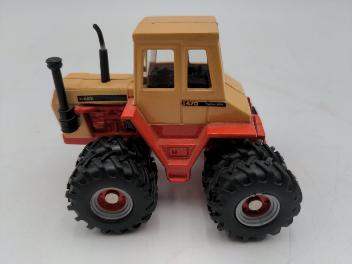 Ertl 1:64 Scale Diecast Tractor Case 1470 EX
