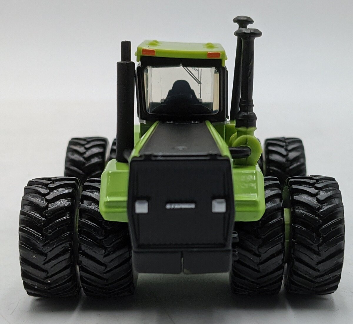 Ertl 16218A 1:64 Diecast Steiger Tiger KP-525 2012 Tractor National Farm Show LN/Box