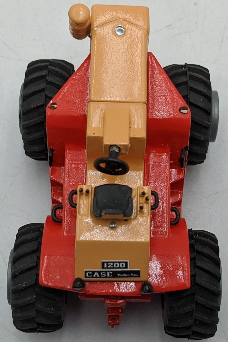 Custom Built 1:64 Scale Diecast 4WD Case 1200 Tractor VG