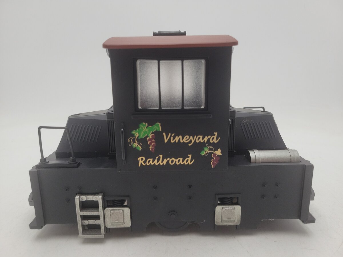 Hartland Locomotive Works G Scale Vineyard Railroad Diesel Switcher #2 VG