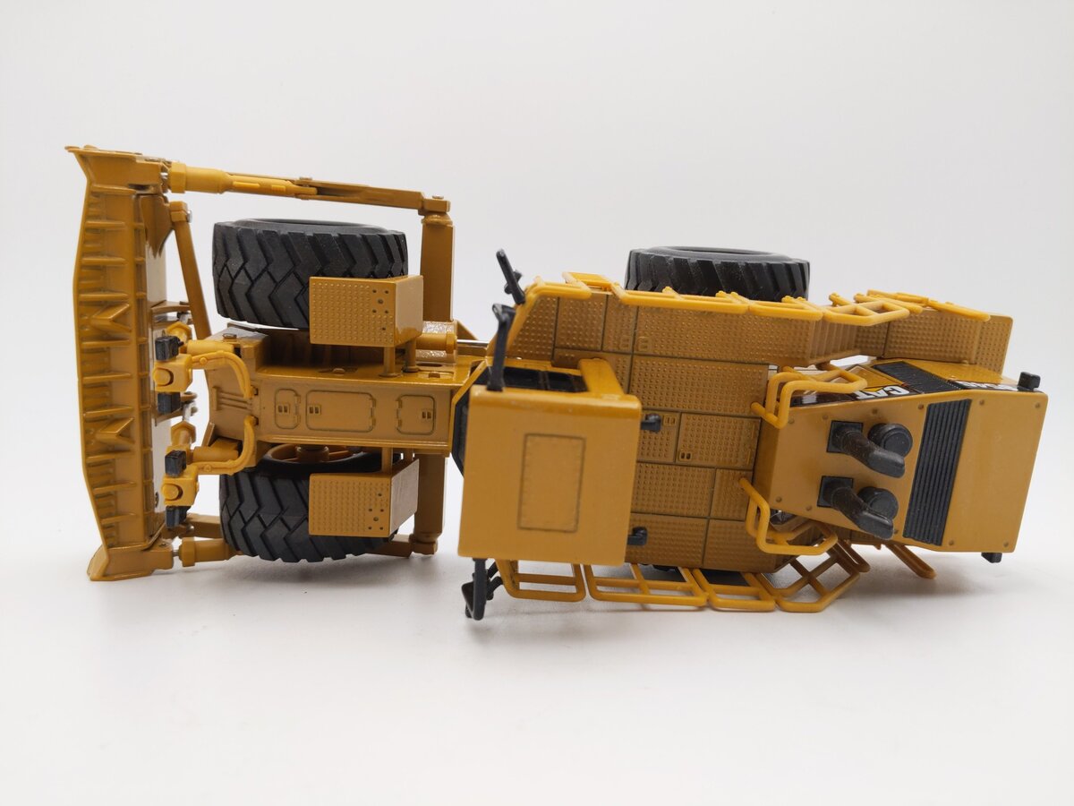 Norscot 55159 1:50 Diecast Caterpillar 854G Wheel Dozer EX/Box