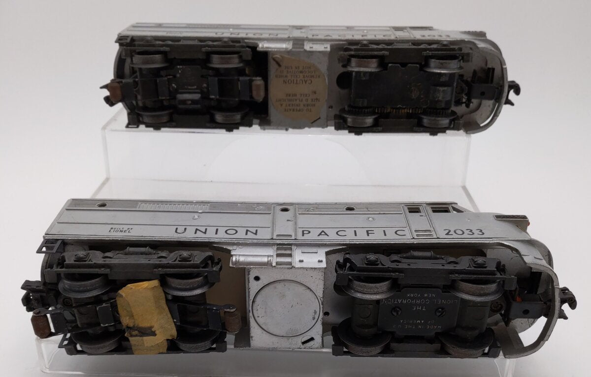 Lionel 2033 Vintage O Union Pacific Alco AA Diesel Locomotive Set VG