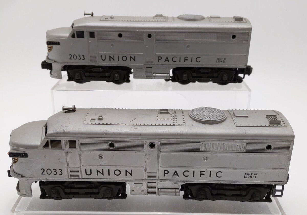 Lionel 2033 Vintage O Union Pacific Alco AA Diesel Locomotive Set VG