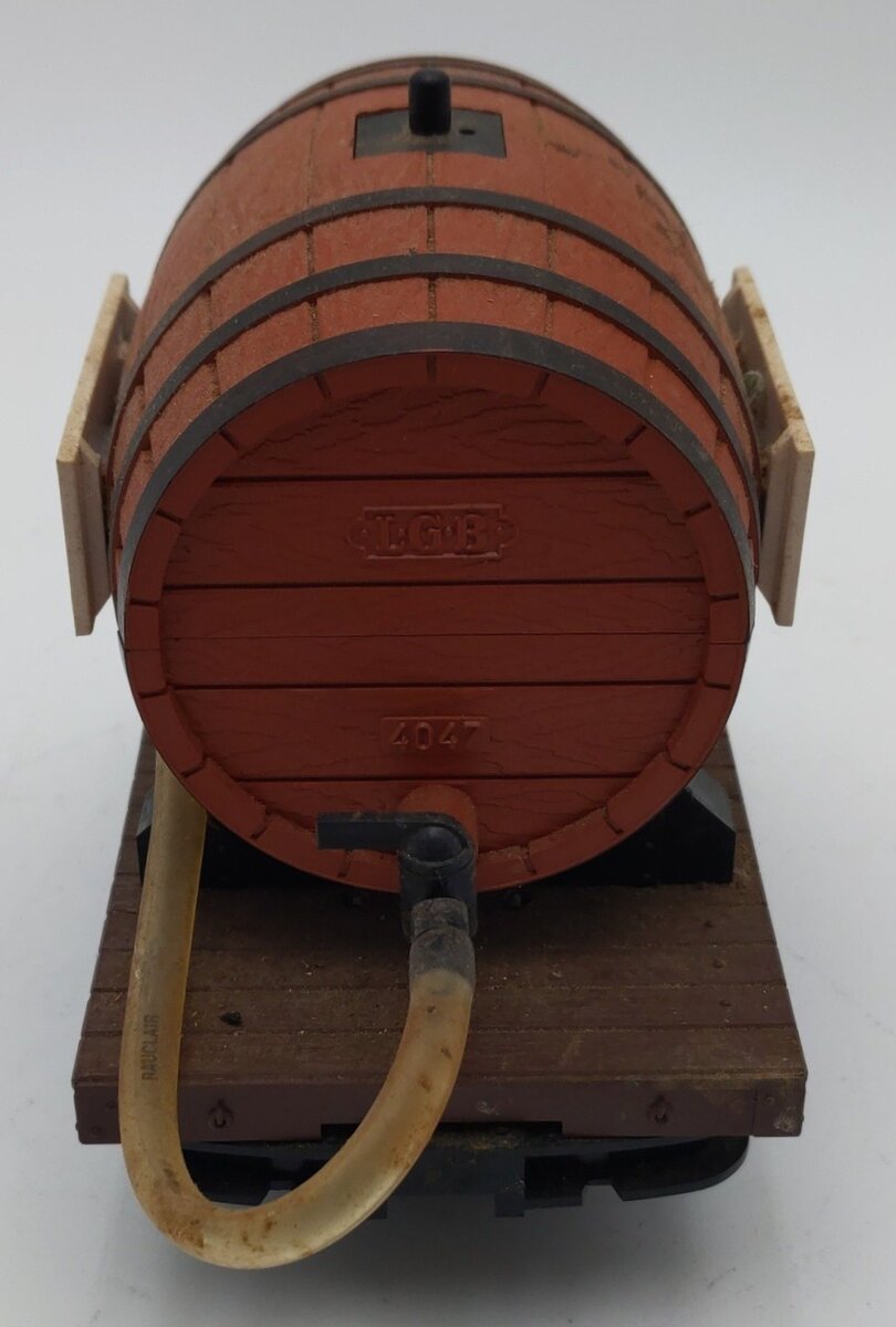 LGB 4047 G Scale Flatcar with Ferdinand Pieroth Whiskey Barrel EX