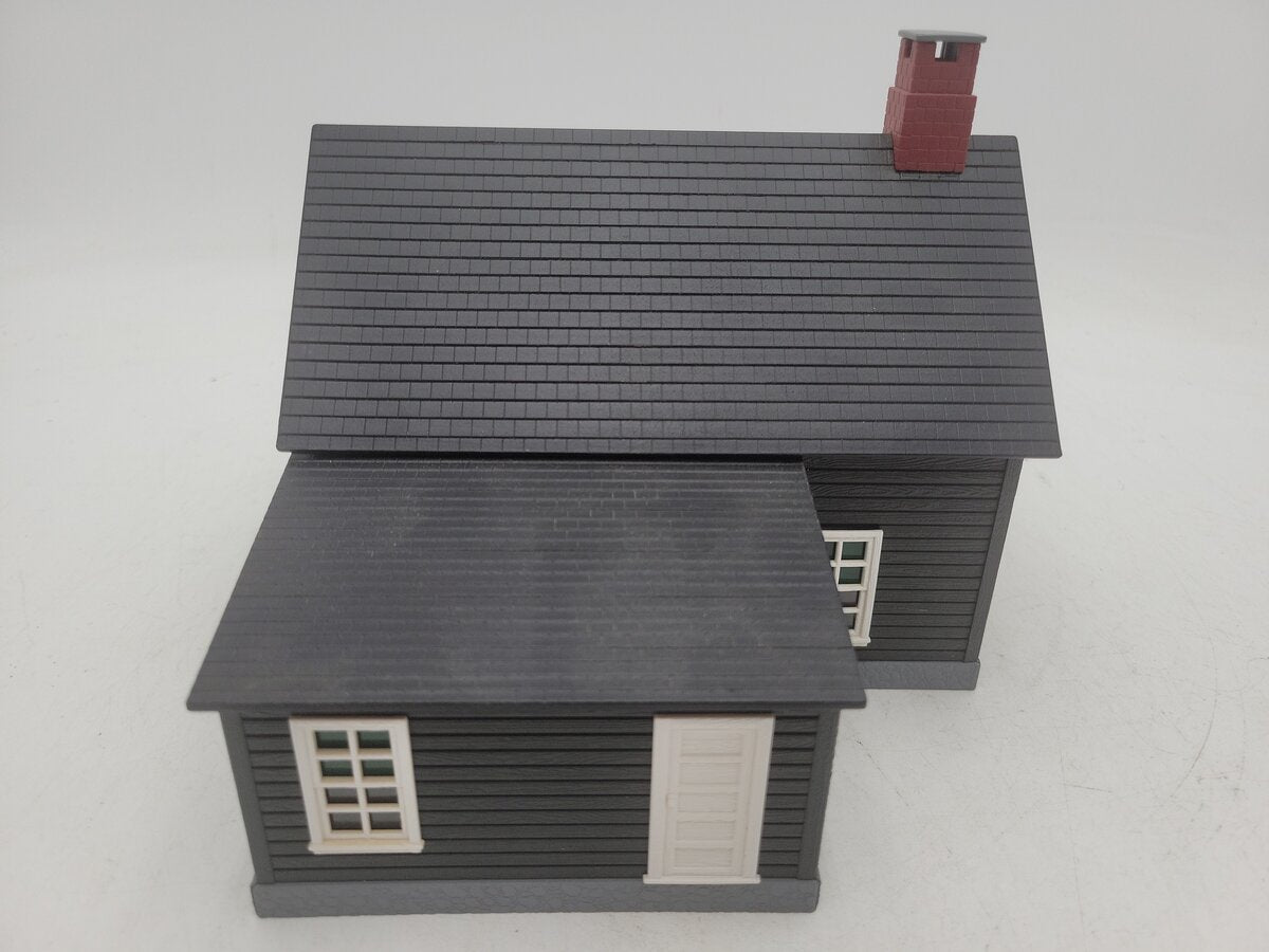 MTH 30-90010 O Gray & Black Work House #2 EX
