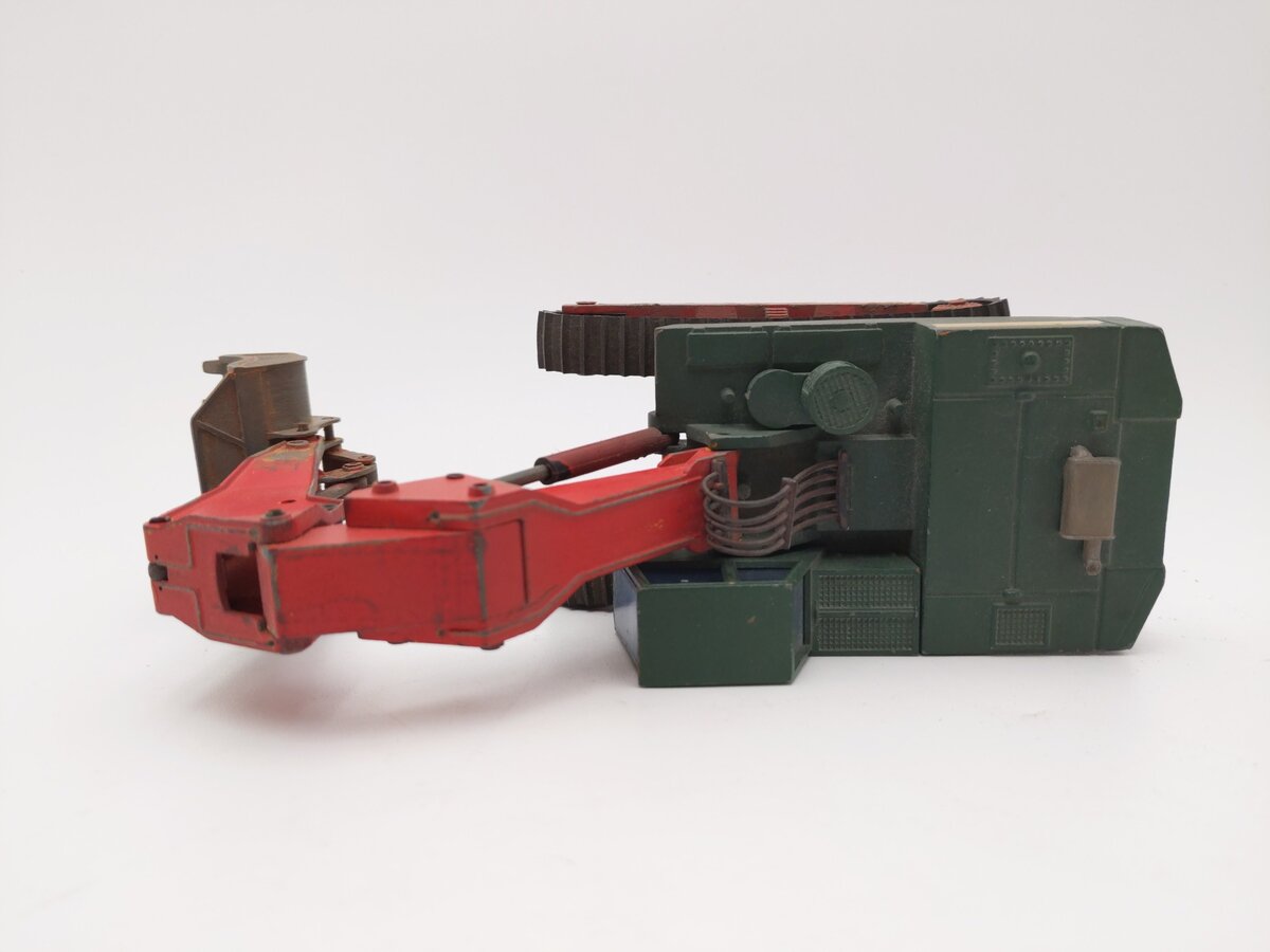 NZG 113 1:50 Diecast Custom Weathered Hydraulic Excavator Demag H51