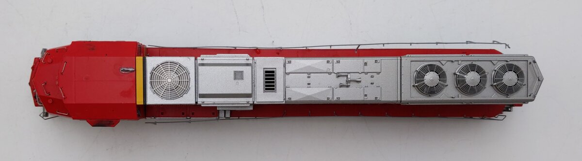 Athearn G6138 HO Scale Santa Fe SD75M Diesel Locomotive #226/Box