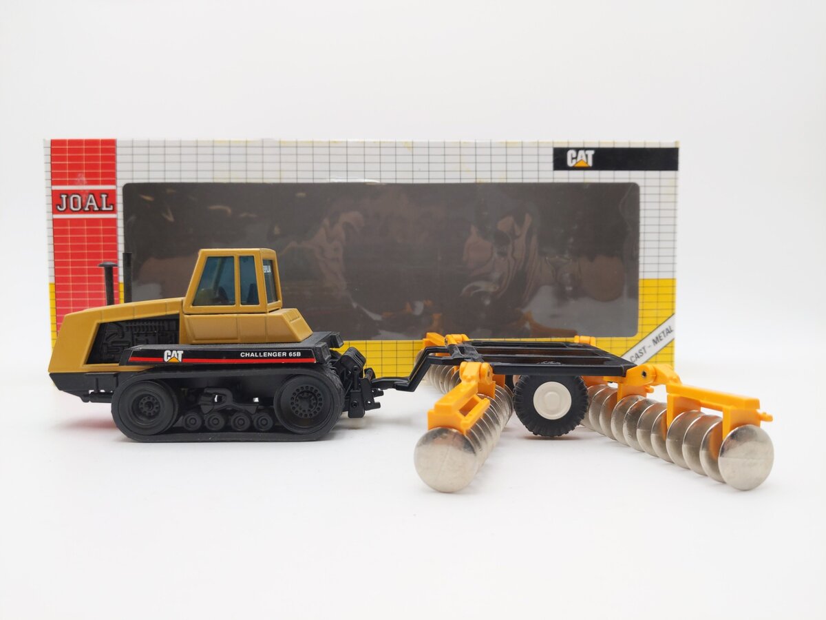 Joal 253 1:50 Scale CAT Challenger 65 Tractor w/Disc Harrow EX/Box