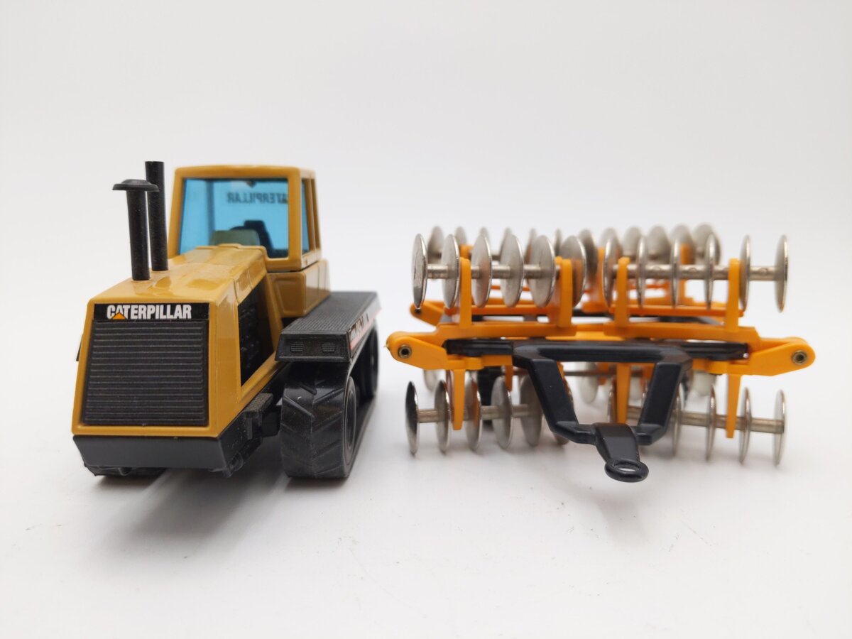Joal 253 1:50 Scale CAT Challenger 65 Tractor w/Disc Harrow EX/Box