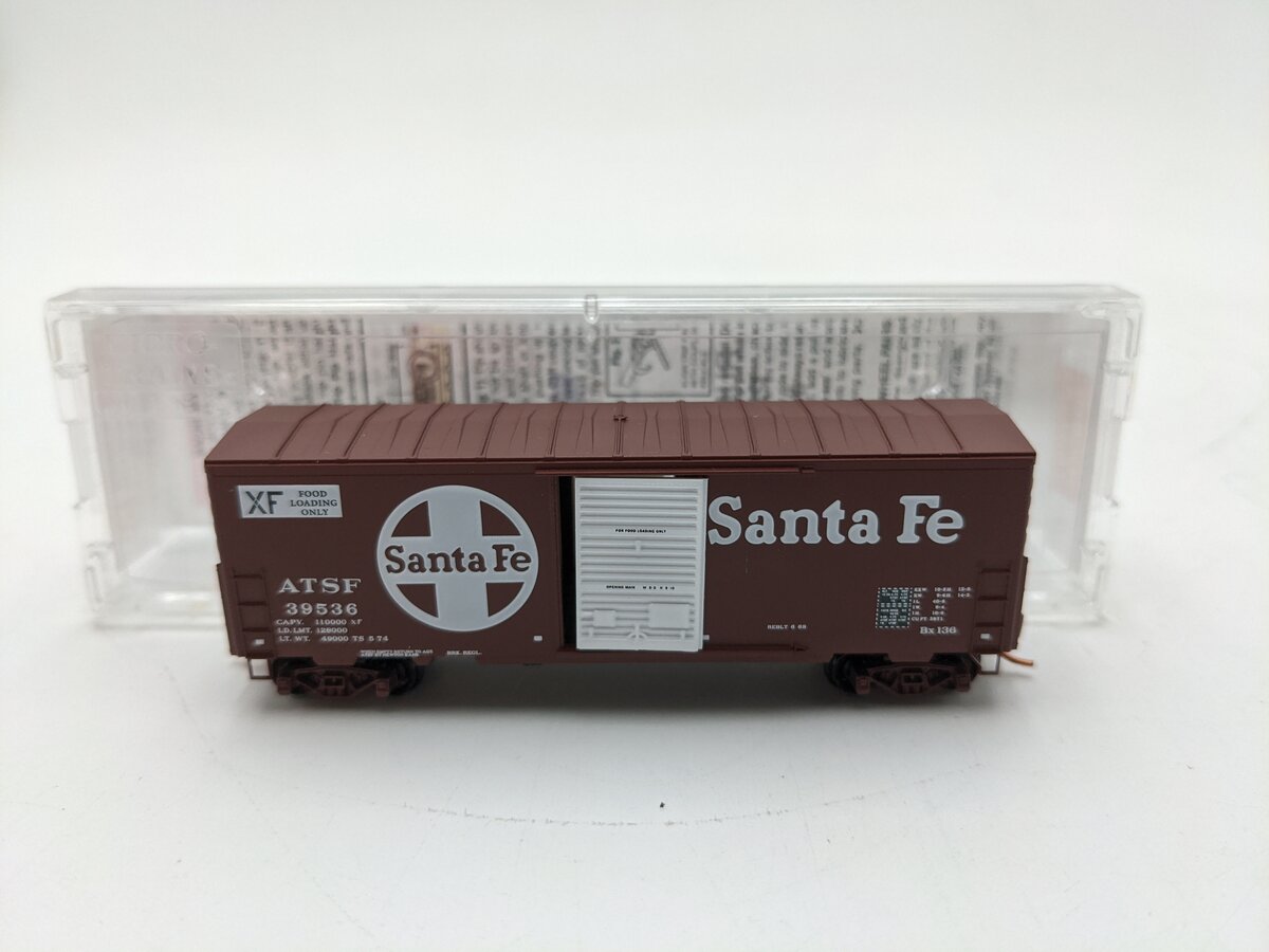Micro-Trains 02454380 N ATSF 40' Standard Single Door Boxcar #39536 LN/Box
