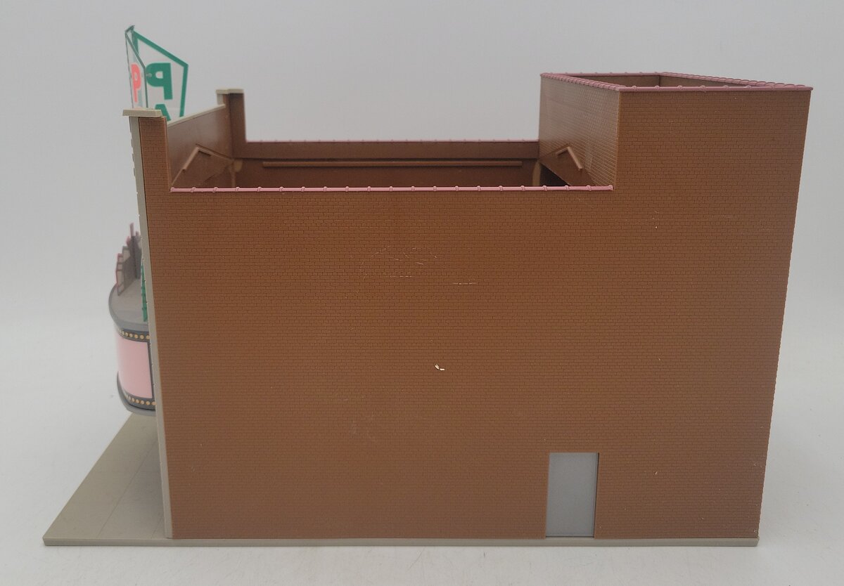 Walthers 933-2713 O/O27 Built-Ups Palace Theater W/Lighted Marquee EX