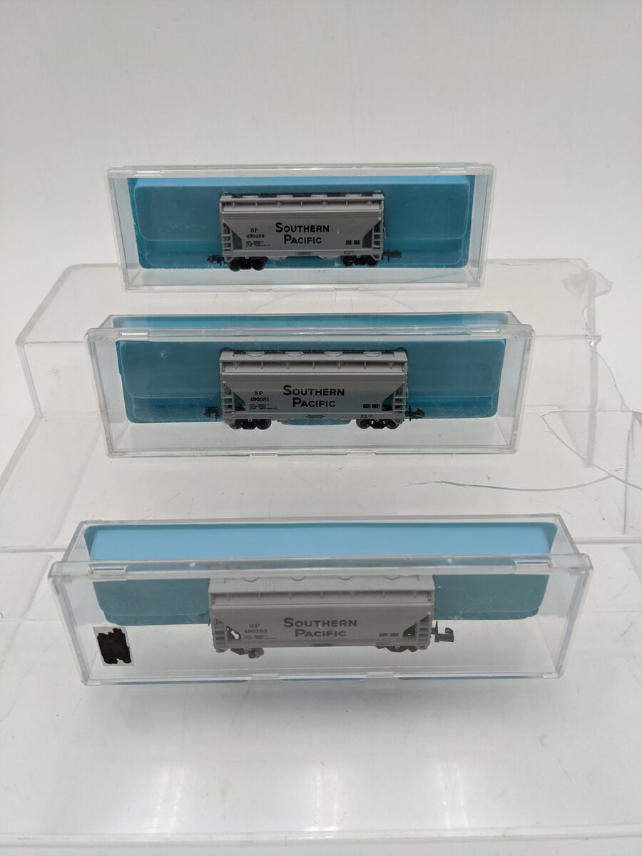Atlas 5771 N Southern Pacific ACF Centerflow 2 Bay Covered Hopper (Set of 3) NIB