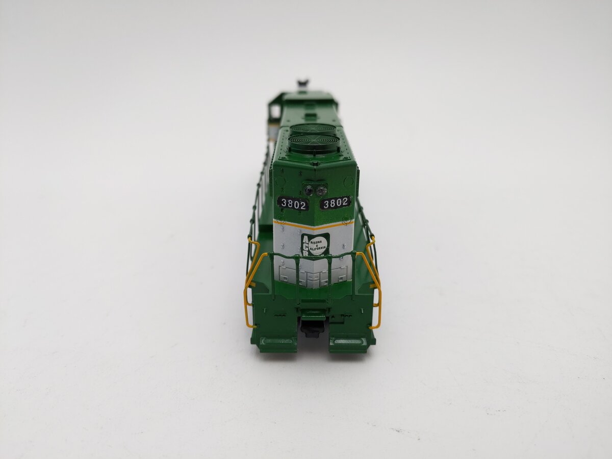 Athearn HO Arizona & California EMD GP38-2 Diesel Locomotive -Custom/Box