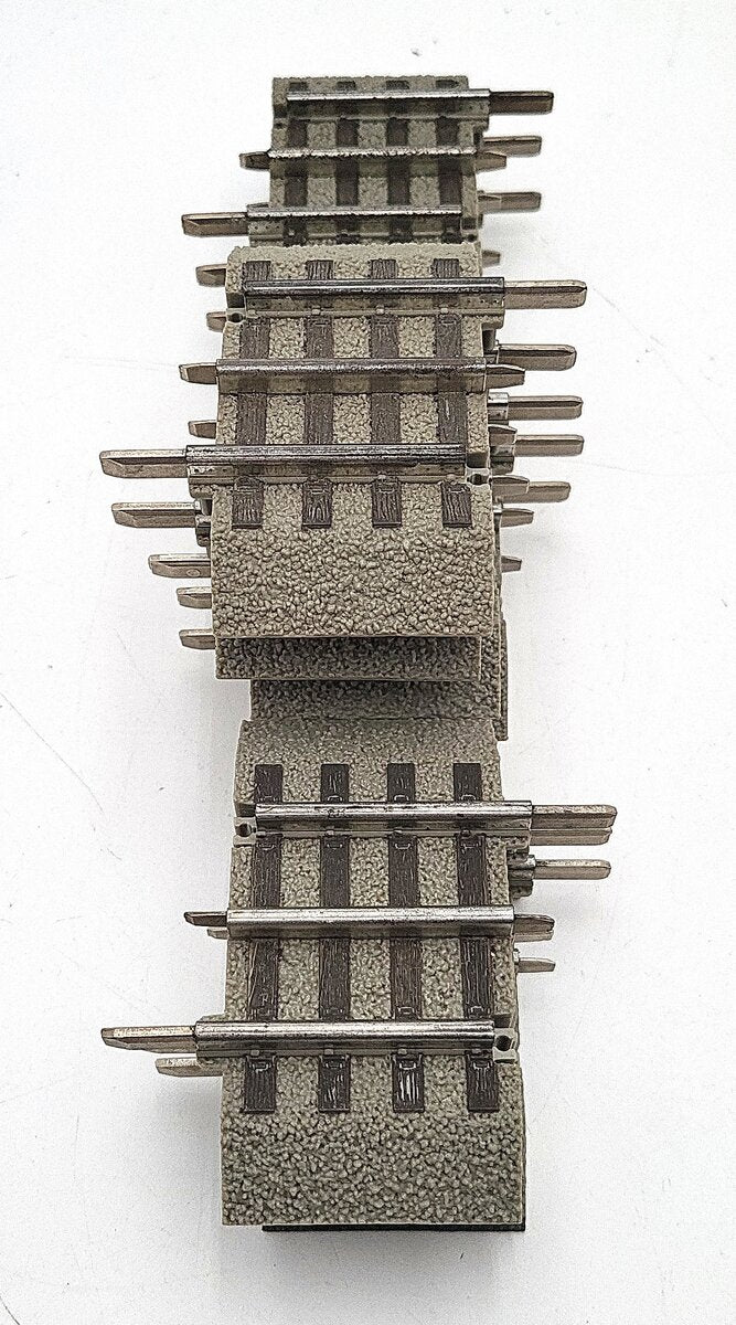 Lionel 6-12026 O Scale FasTrack 1-3/4 Inch Straight Track [11] VG