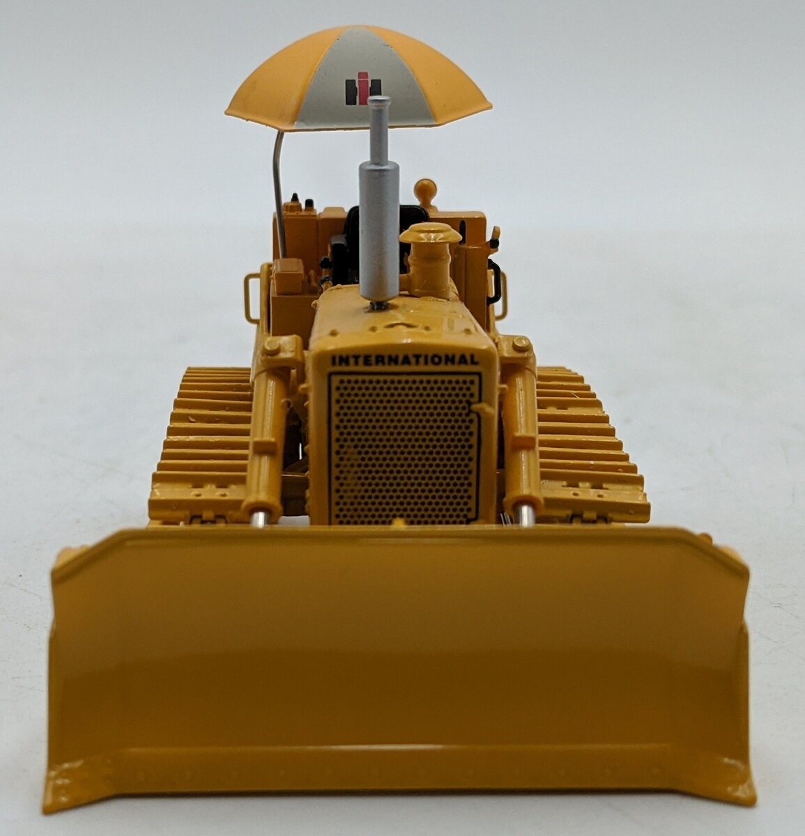 First Gear 50-3076 1:50 Diecast International Harvester TD-15 Dozer NIB