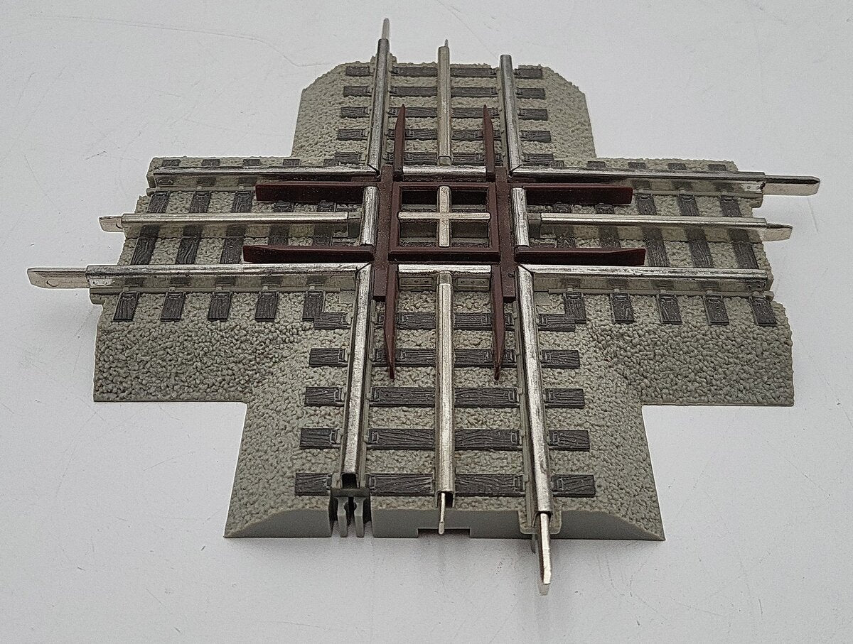 Lionel 6-12019 O Scale 90 Degree FasTrack Crossover EX