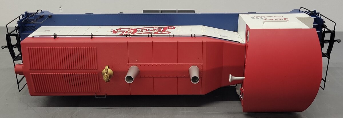 USA Trains 22038 G Pepsi Powered NW-2 Diesel Locomotive EX