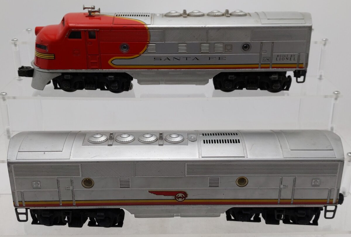 Lionel 2243 Vintage O Santa Fe F-3 Unpowered AB Diesel Set VG