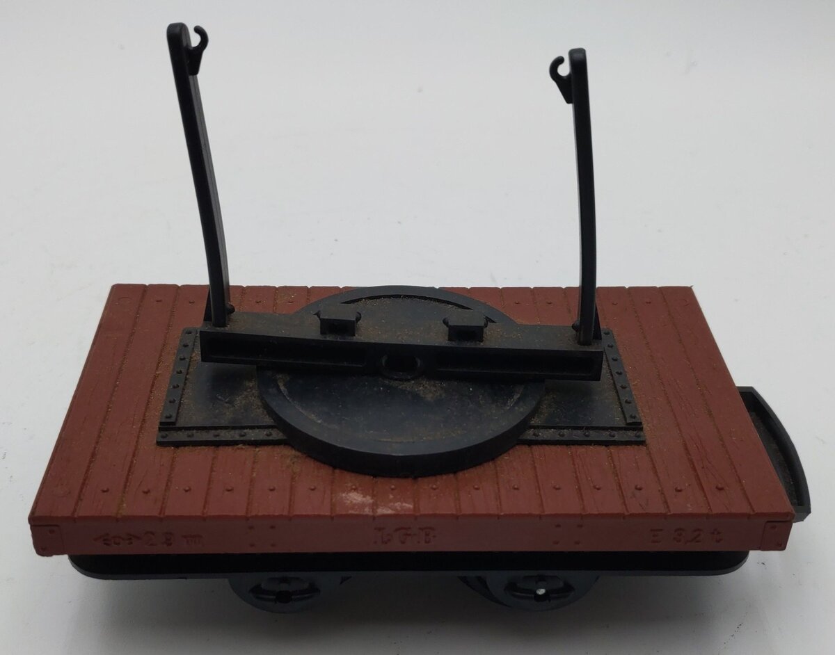 LGB 1993 Short 4-Wheel Flatcar w/Swiveling Stancions VG