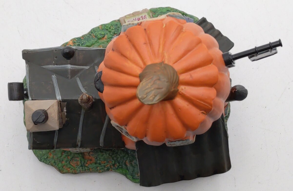 Lemax 85310 Spooky Town Squash Shack Display EX/Box