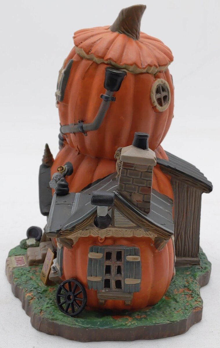 Lemax 85310 Spooky Town Squash Shack Display EX/Box
