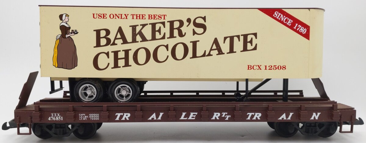 USA Trains 1798 G Bakers Chocolate Piggyback Flat Car EX