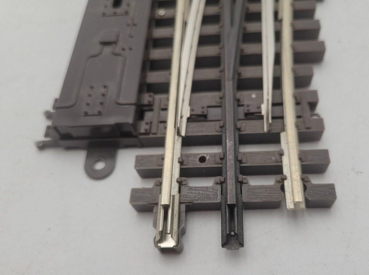 Atlas 6071 O Gauge Nickel Silver O-54 Right Hand Remote Control Switch Turnout EX